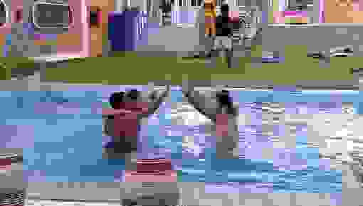 Brothers pulam na piscina após Eliminação de Natália no BBB 22