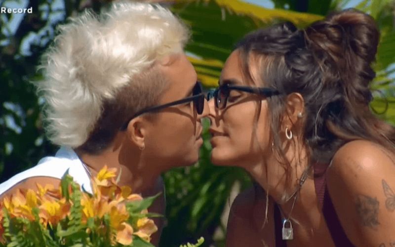Nakagima e Sté Viegas assumem namoro após segredo na Ilha Record